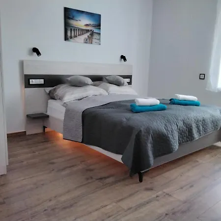 公寓 Fonyodapartman *