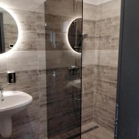 Fonyodapartman 公寓 Fonyód