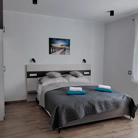 Fonyodapartman 公寓 *