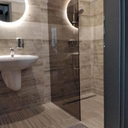 Fonyodapartman * Fonyód